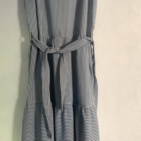 Size M cute summer dress - Picture 3 of 3